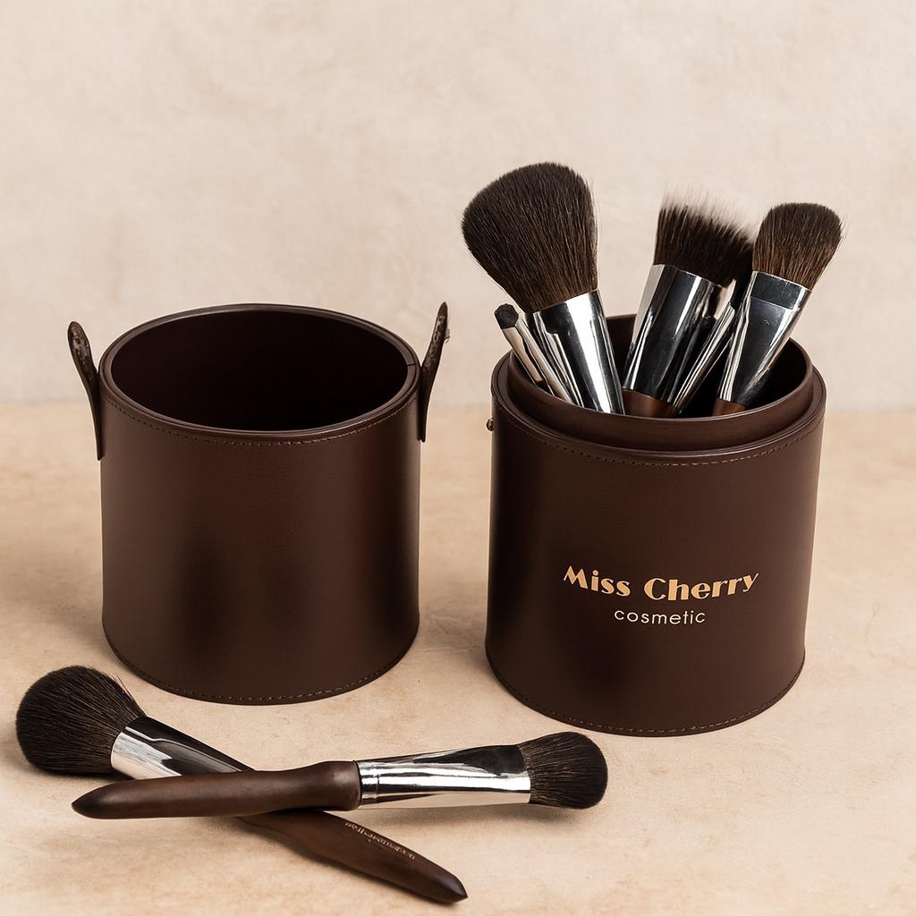 Miss Cherry Makeup SET Premium de Brochas para Maquillaje con Caja de Cuero Elegante y Diseño de Alta Calidad makeup